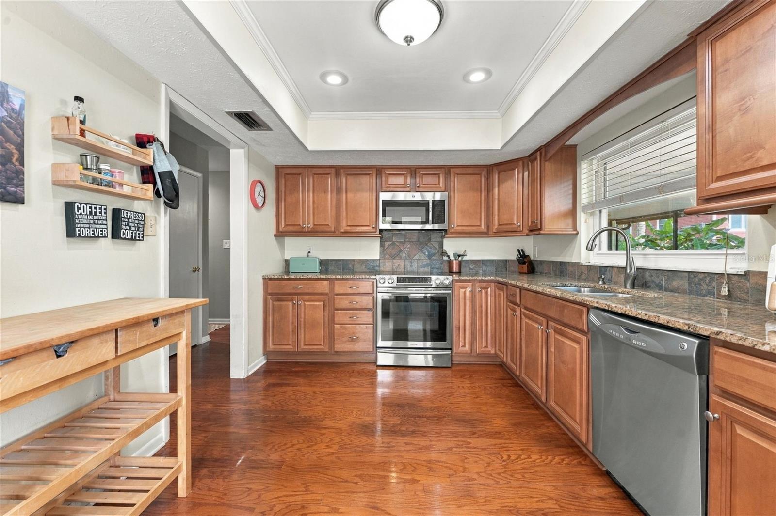 15801 COUNTRY LAKE DR — photo 17