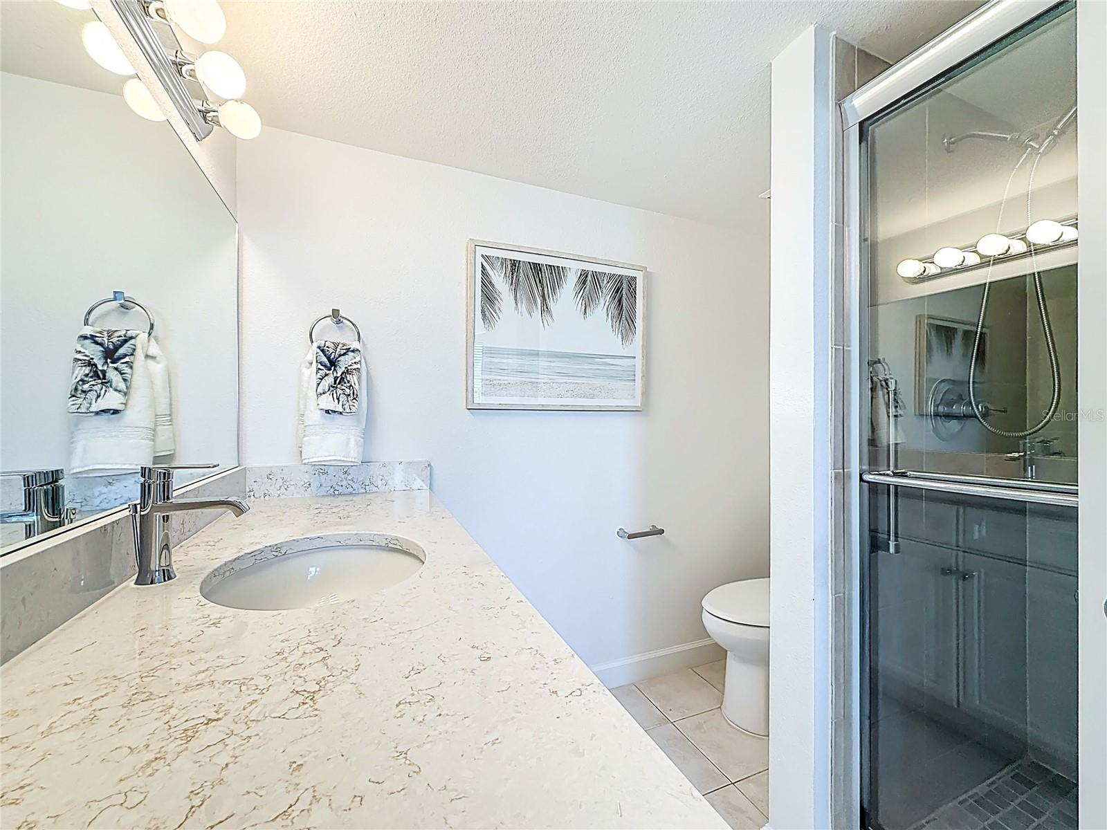 7425 BAY ISLAND DR S #105 — photo 11