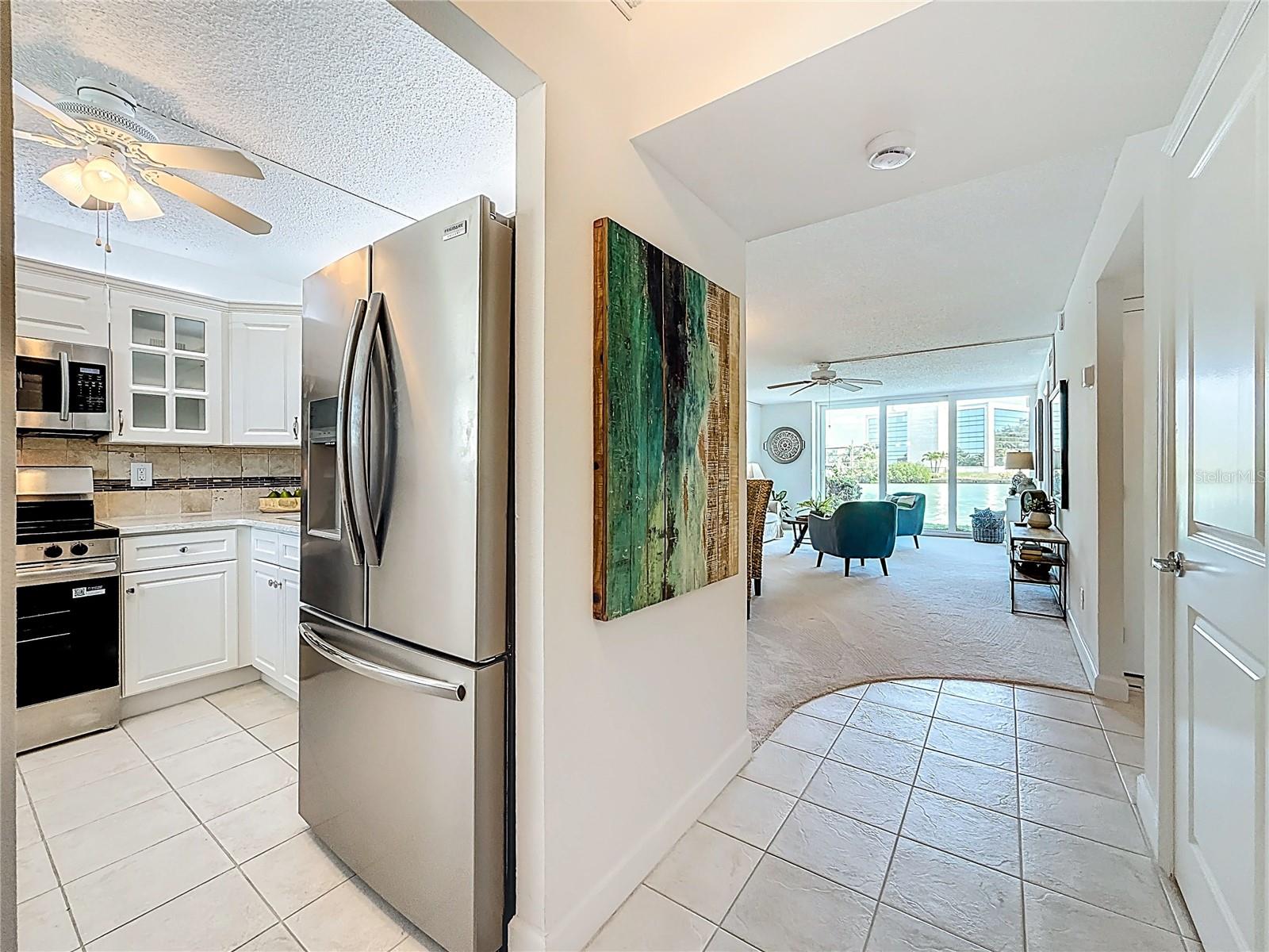 7425 BAY ISLAND DR S #105 — photo 4