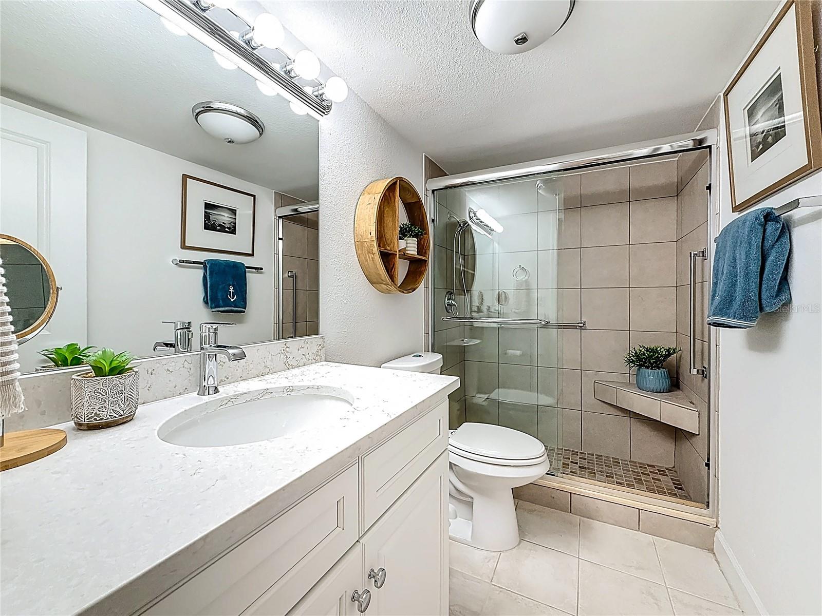 7425 BAY ISLAND DR S #105 — photo 14