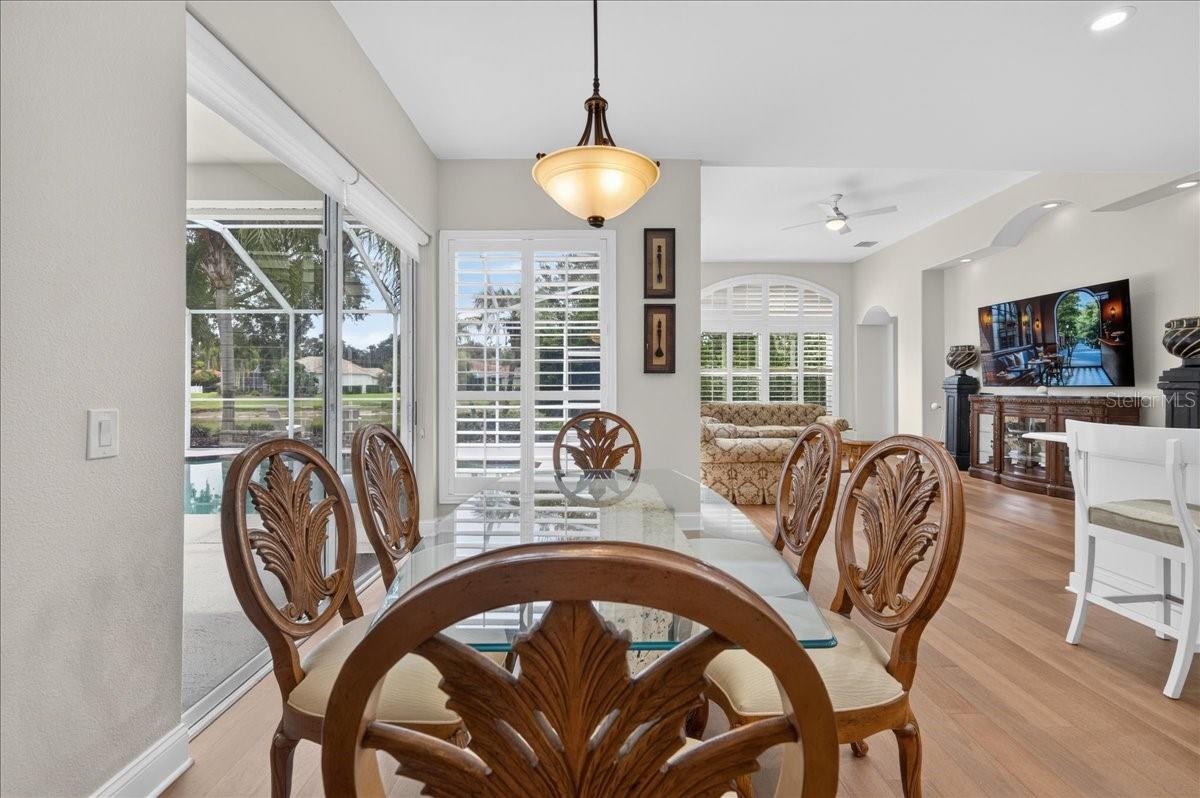 9101 WOODRIDGE RUN DR — photo 15