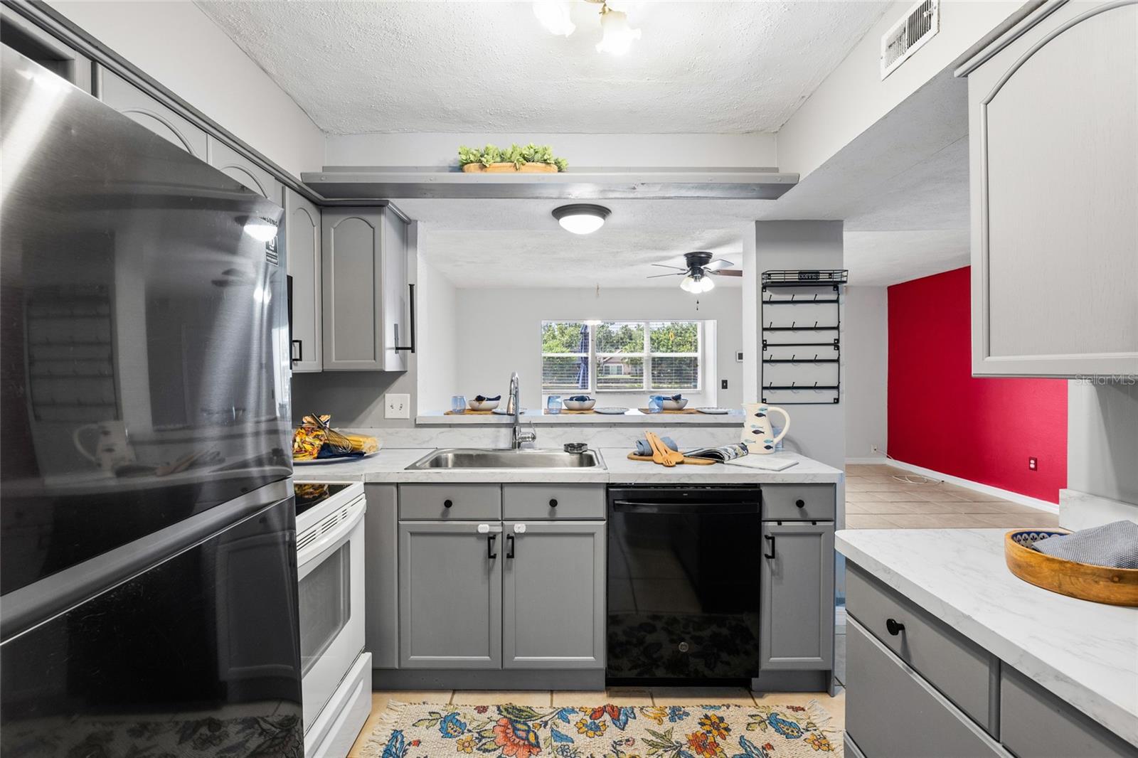 4038 CORTEZ DR #B — photo 13