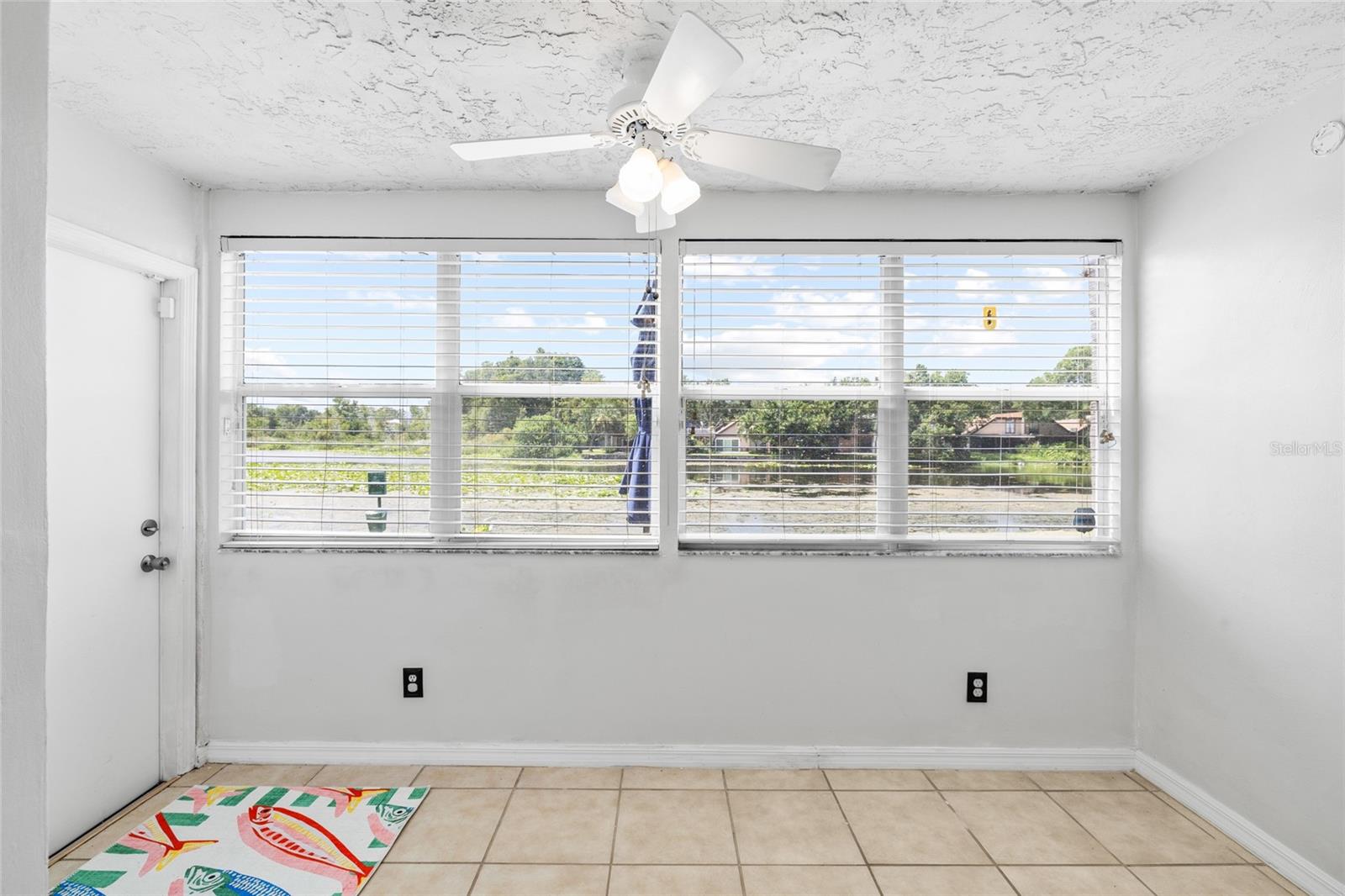 4038 CORTEZ DR #B — photo 23