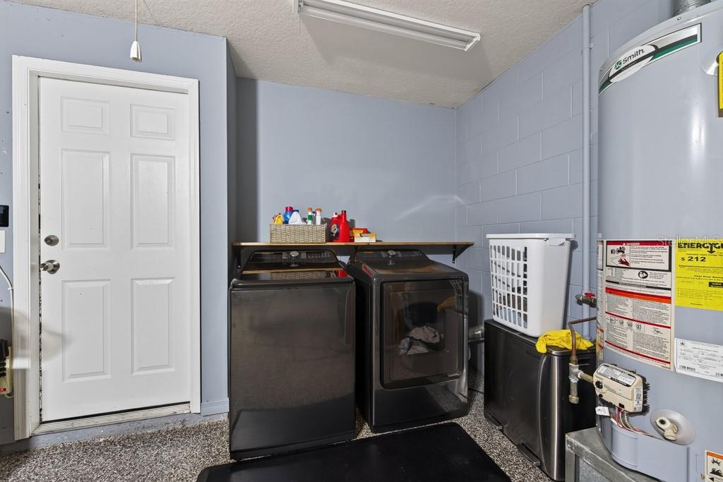 1802 WAKEFIELD DR — photo 48