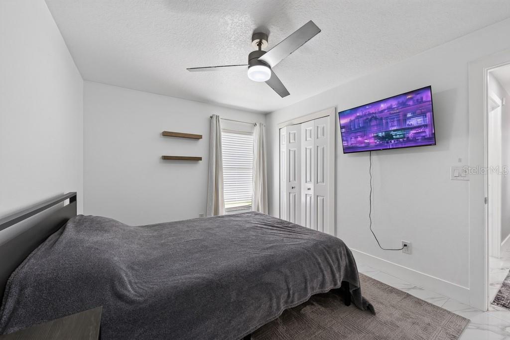 1802 WAKEFIELD DR — photo 42