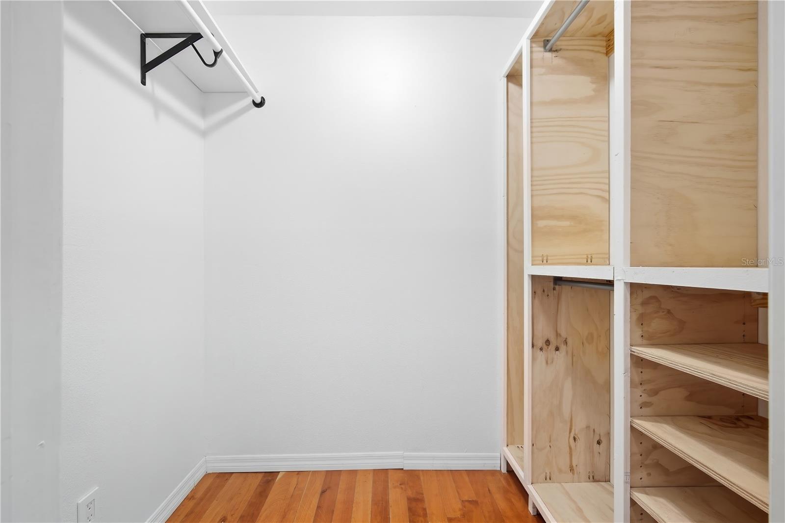 2117 W PALMETTO ST — photo 13