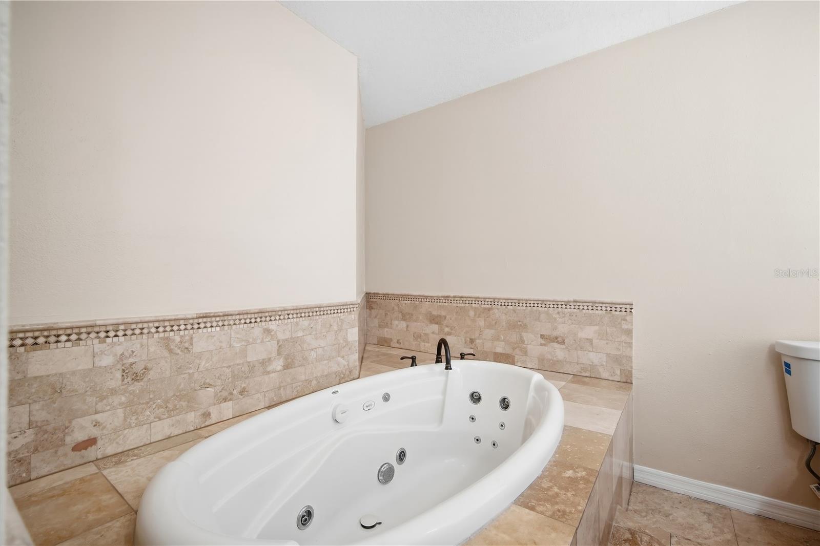 2117 W PALMETTO ST — photo 12