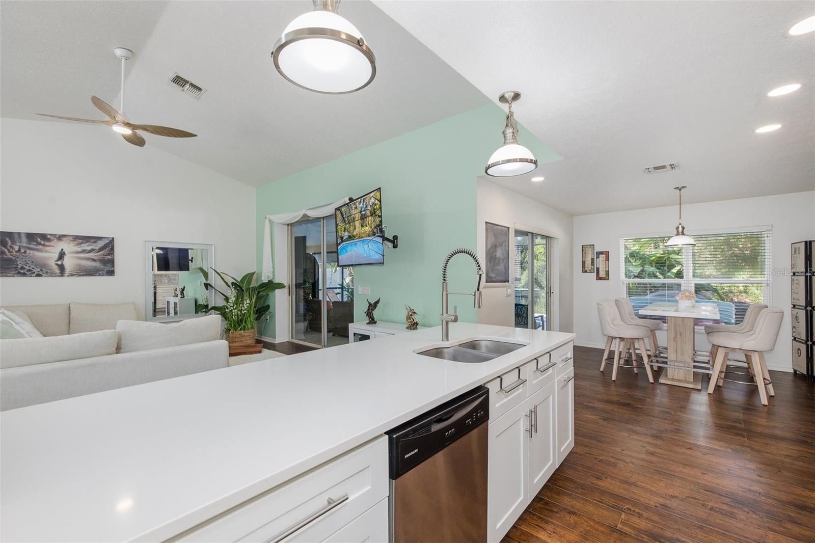 5343 SAGAMORE CT — photo 12
