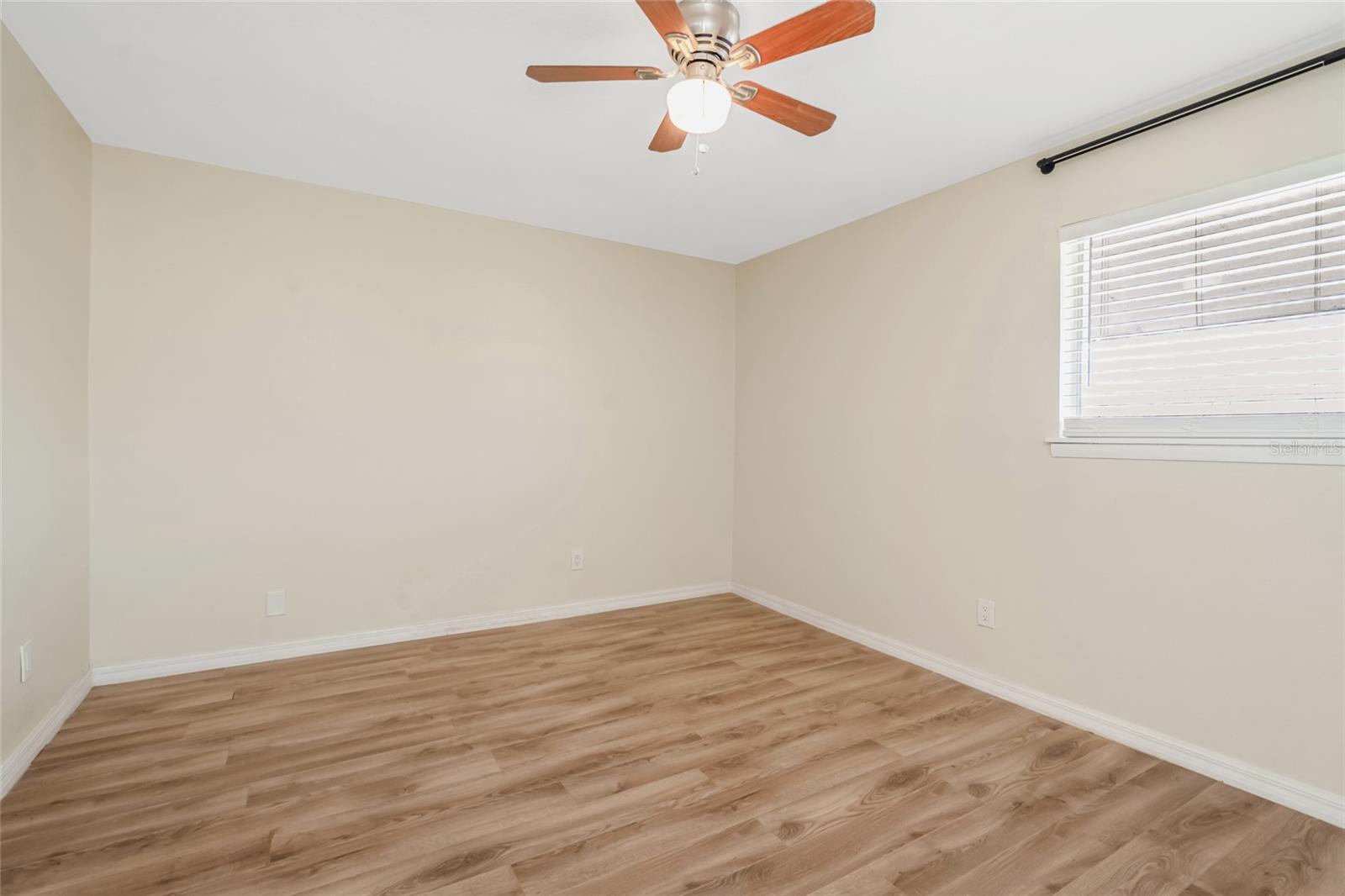 6308 NEWTOWN CIR #8C1 — photo 32