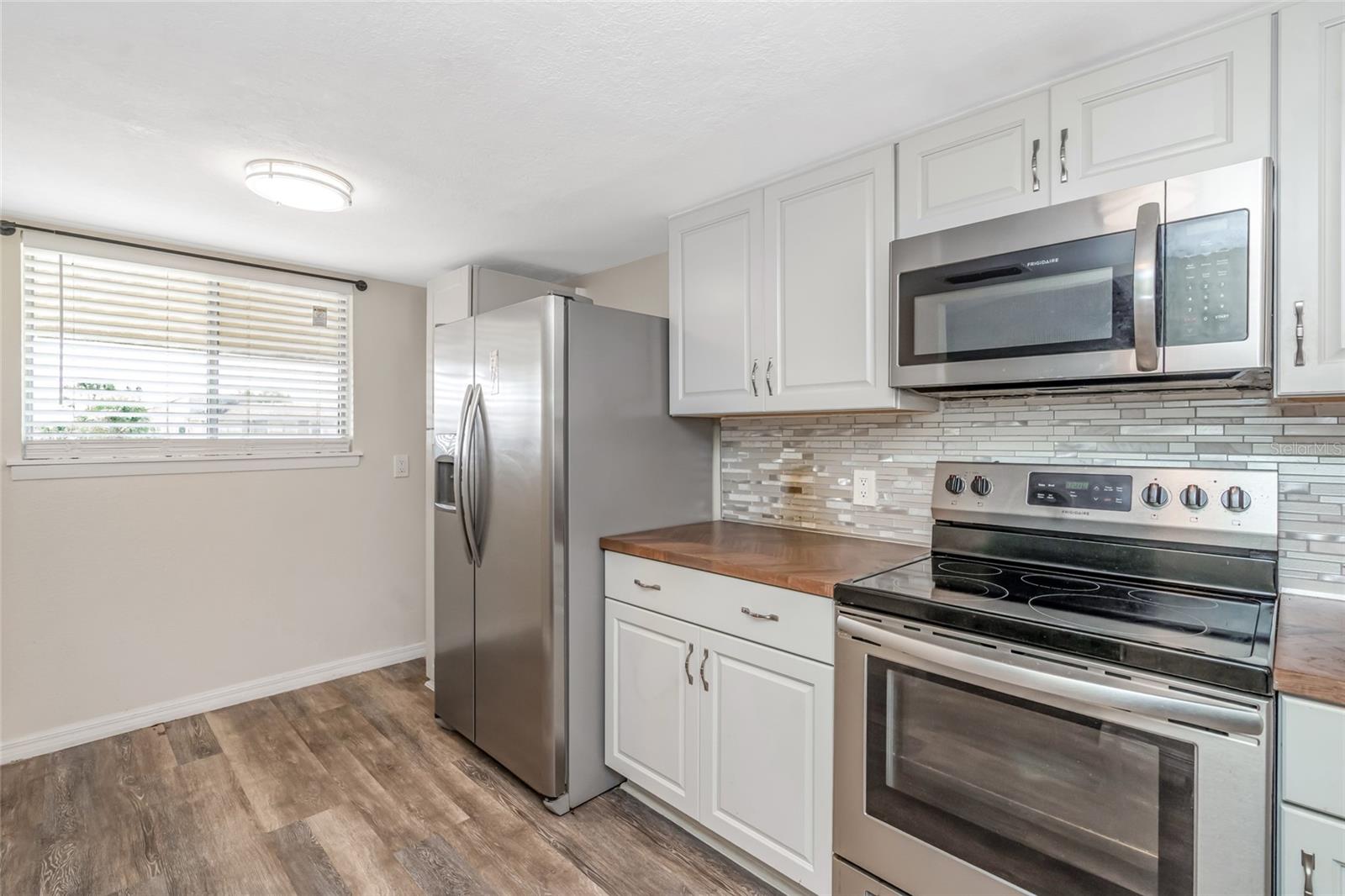 6308 NEWTOWN CIR #8C1 — photo 8