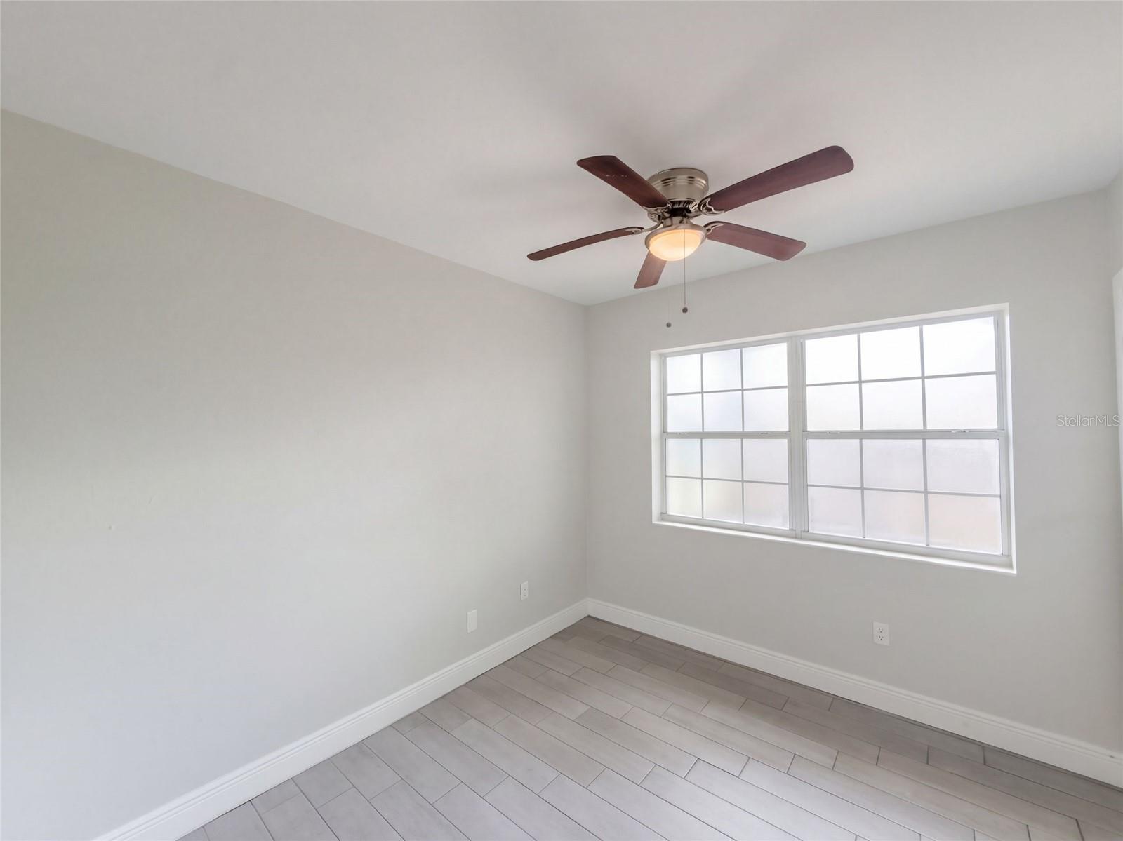 1610 STEVENSONS DR — photo 13