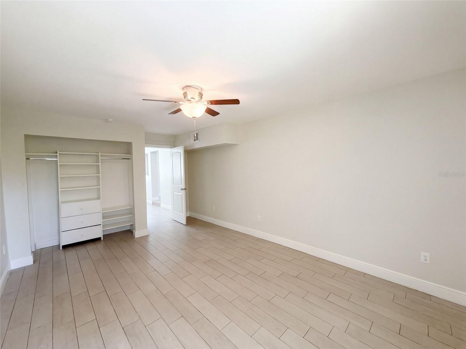 1610 STEVENSONS DR — photo 16
