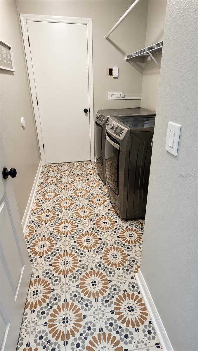 7625 NOTTINGHILL SKY DR — photo 35