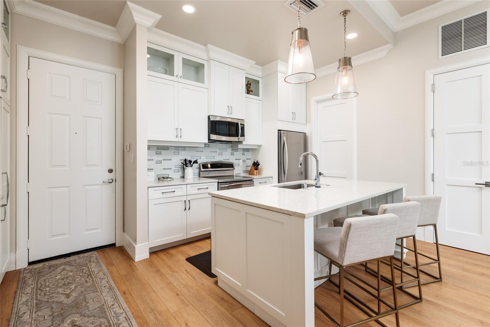 700 S HARBOUR ISLAND BLVD #825 — photo 3