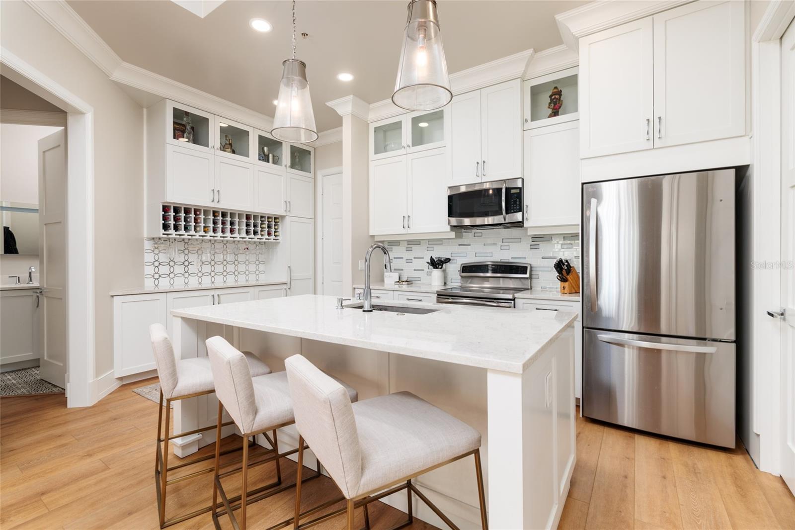 700 S HARBOUR ISLAND BLVD #825 — photo 4