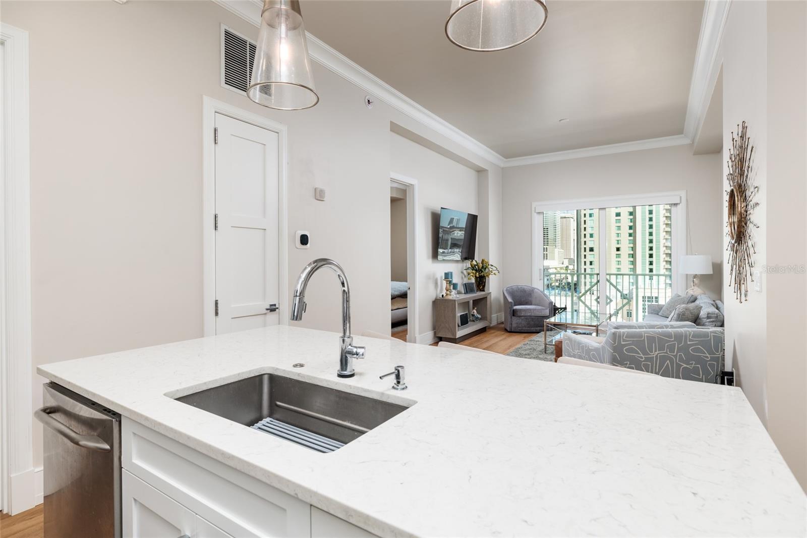 700 S HARBOUR ISLAND BLVD #825 — photo 8