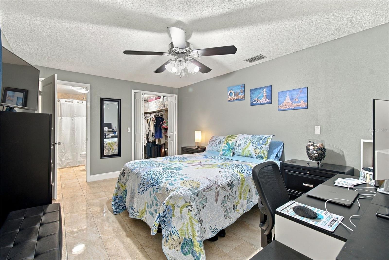 1325 OAKCREST DR — photo 37