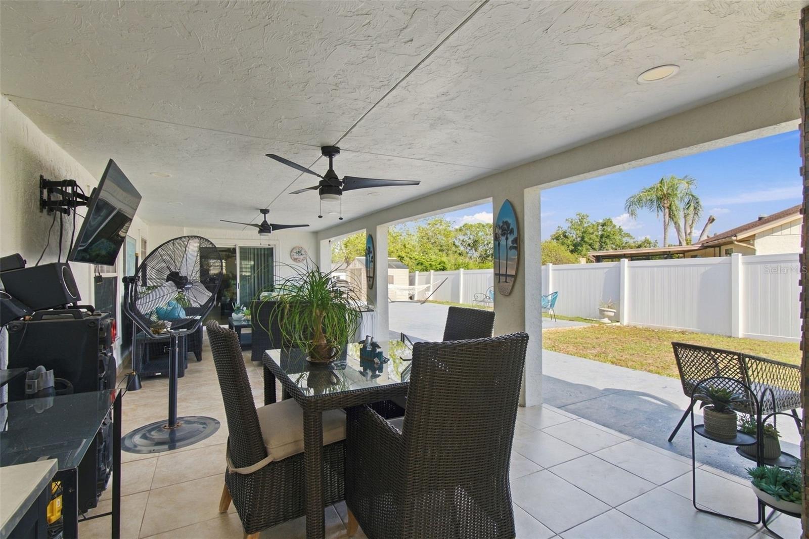 1325 OAKCREST DR — photo 69