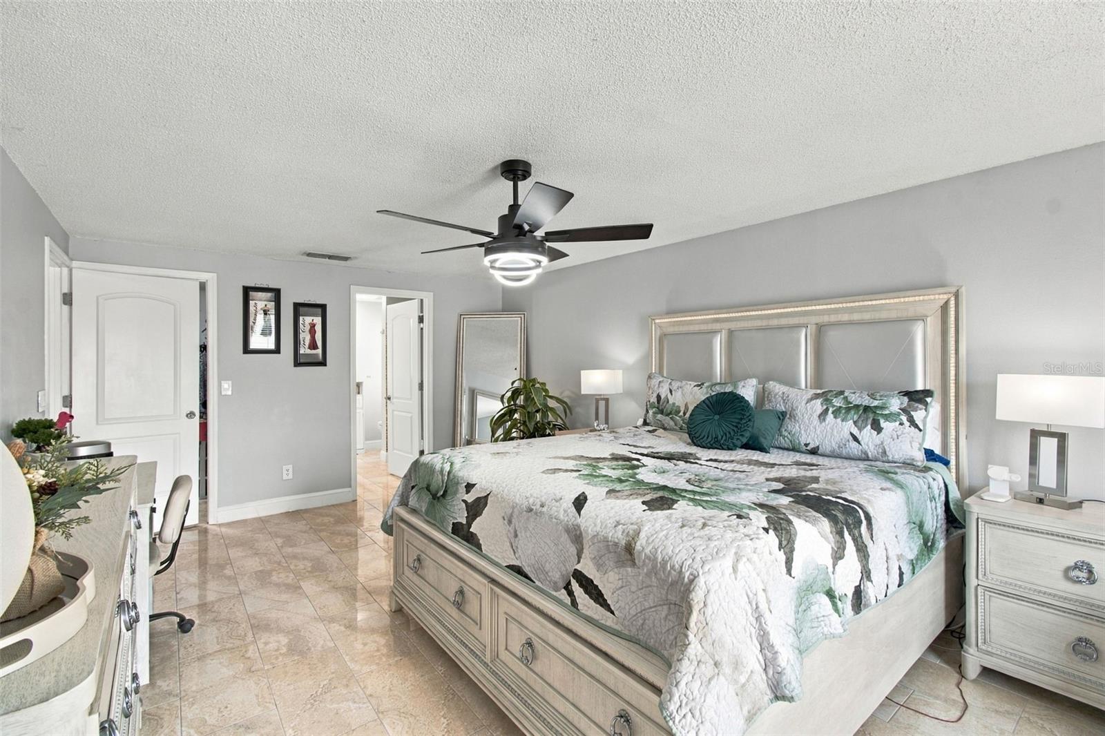 1325 OAKCREST DR — photo 31
