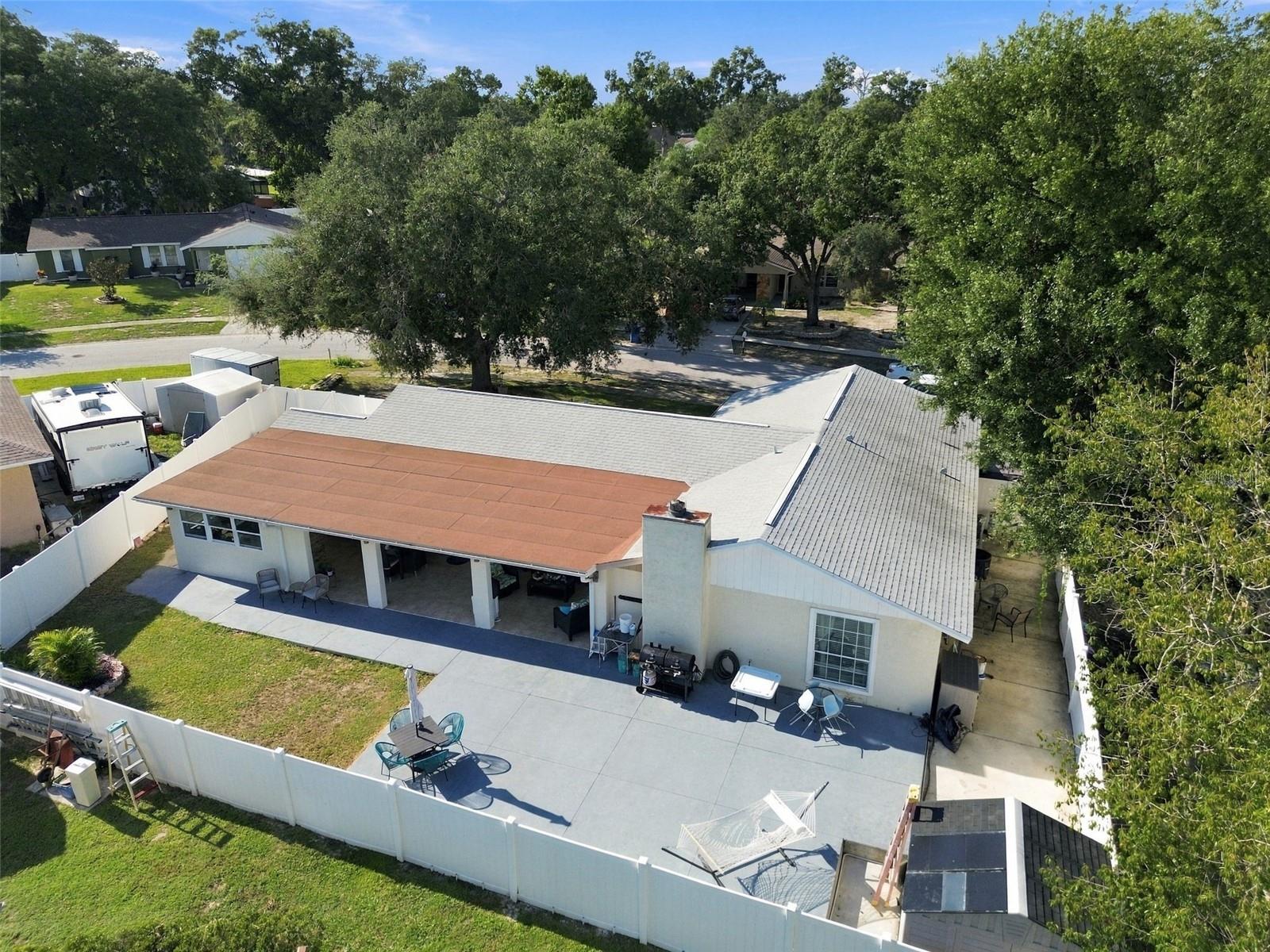 1325 OAKCREST DR — photo 94
