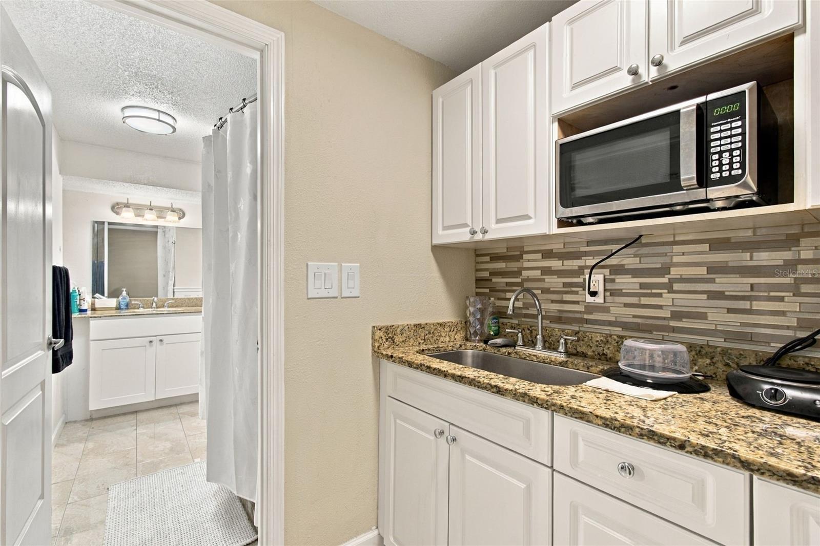 1325 OAKCREST DR — photo 58