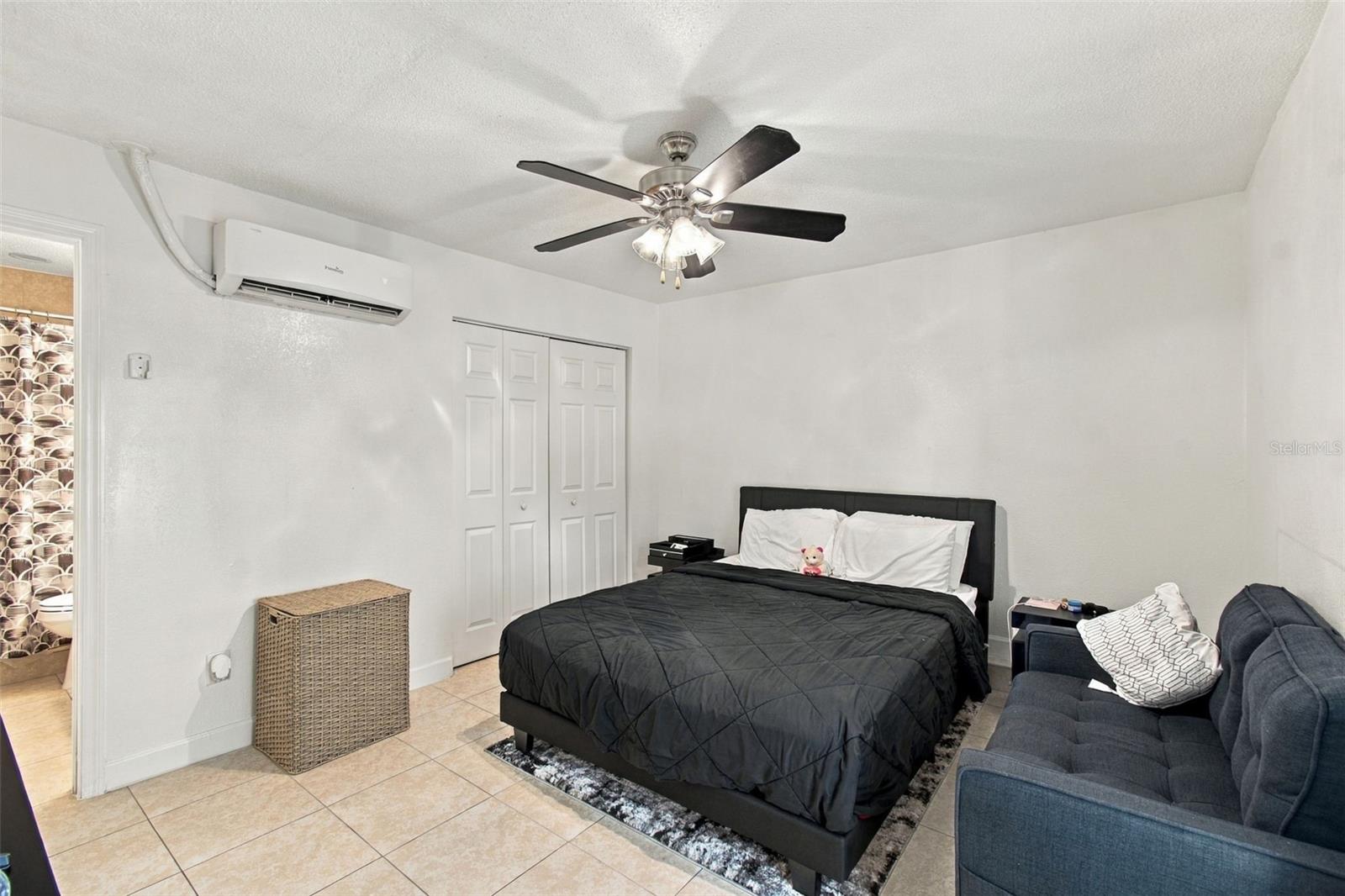 1325 OAKCREST DR — photo 50