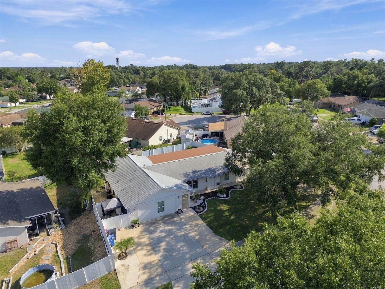 1325 OAKCREST DR — photo 79