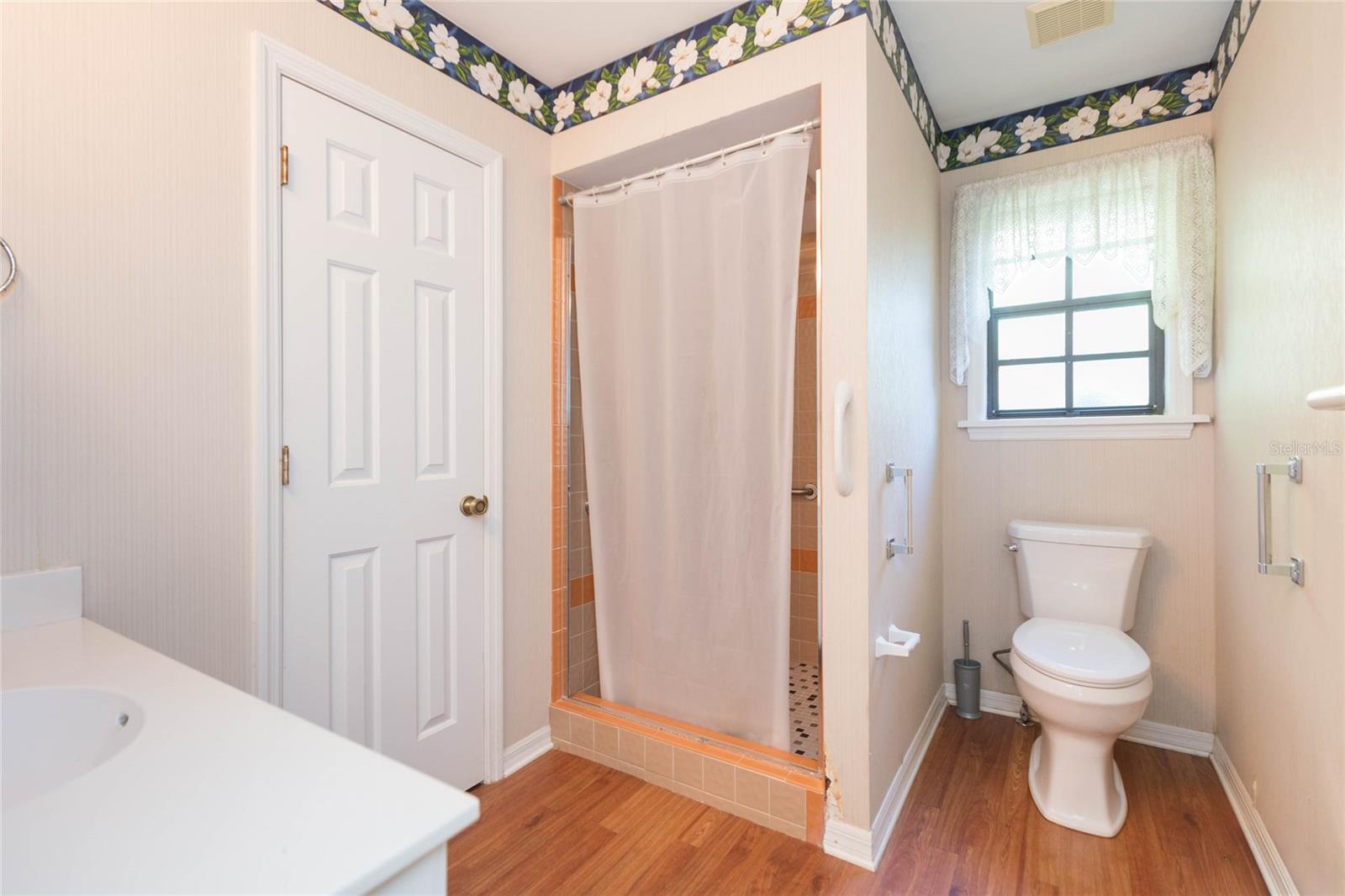 2219 SHADEHILL CT — photo 37