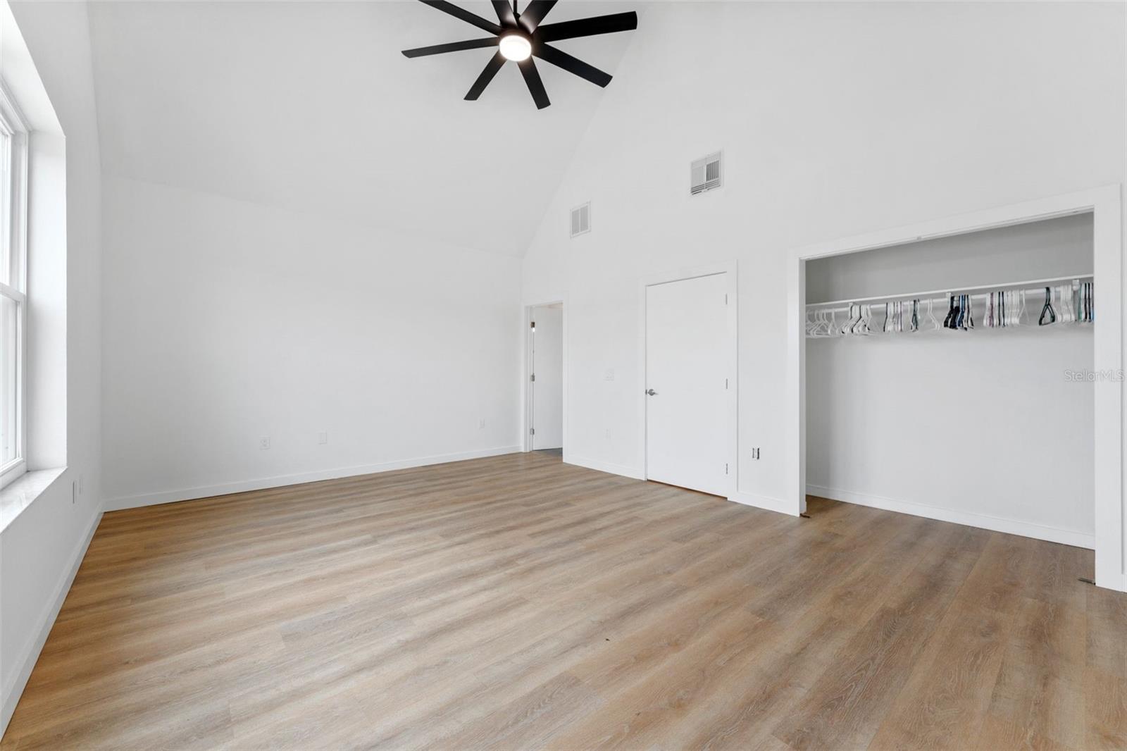 4363 TYLER CIR N — photo 20