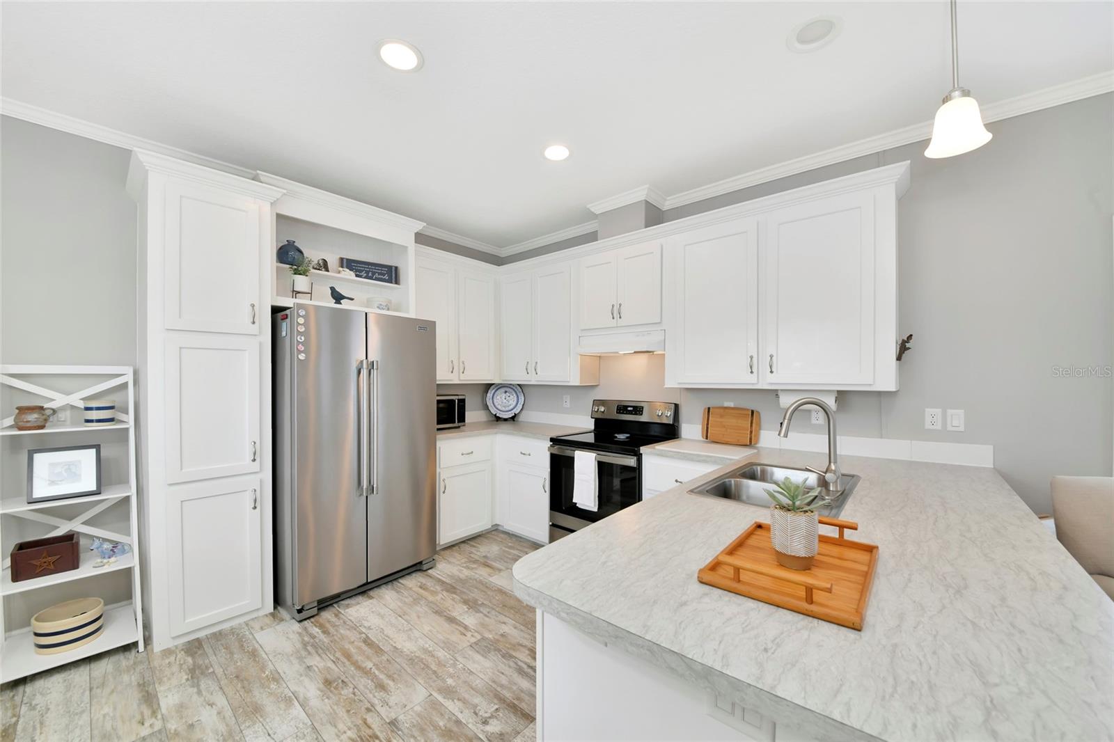 6843 HIKINA DR — photo 10