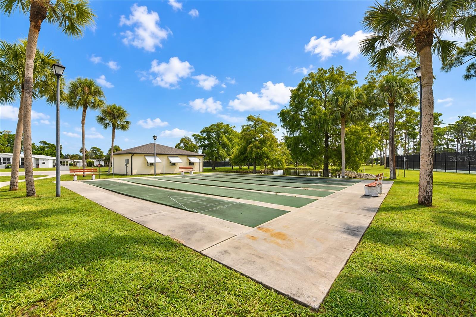 6843 HIKINA DR — photo 43
