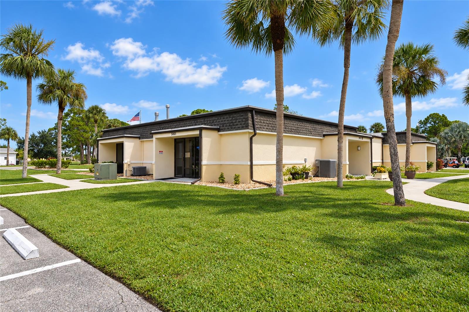 6843 HIKINA DR — photo 45