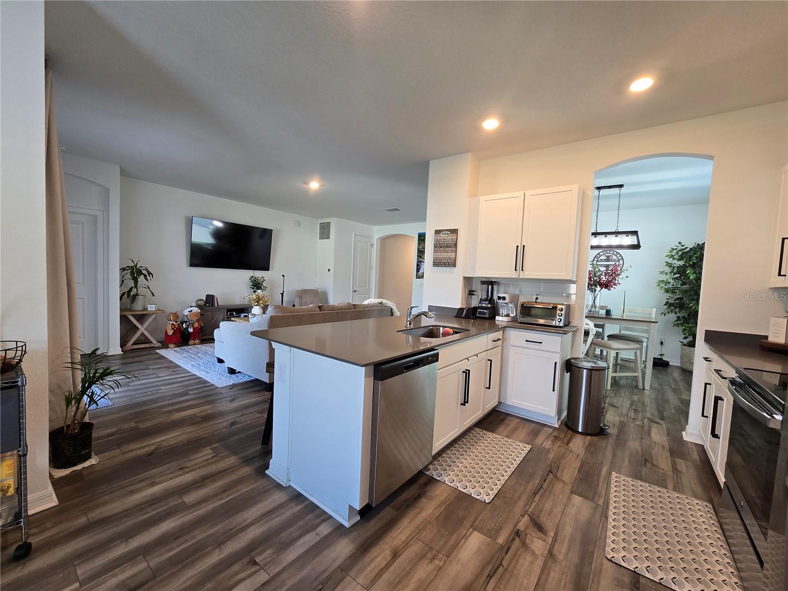 34827 MULRION DR — photo 8