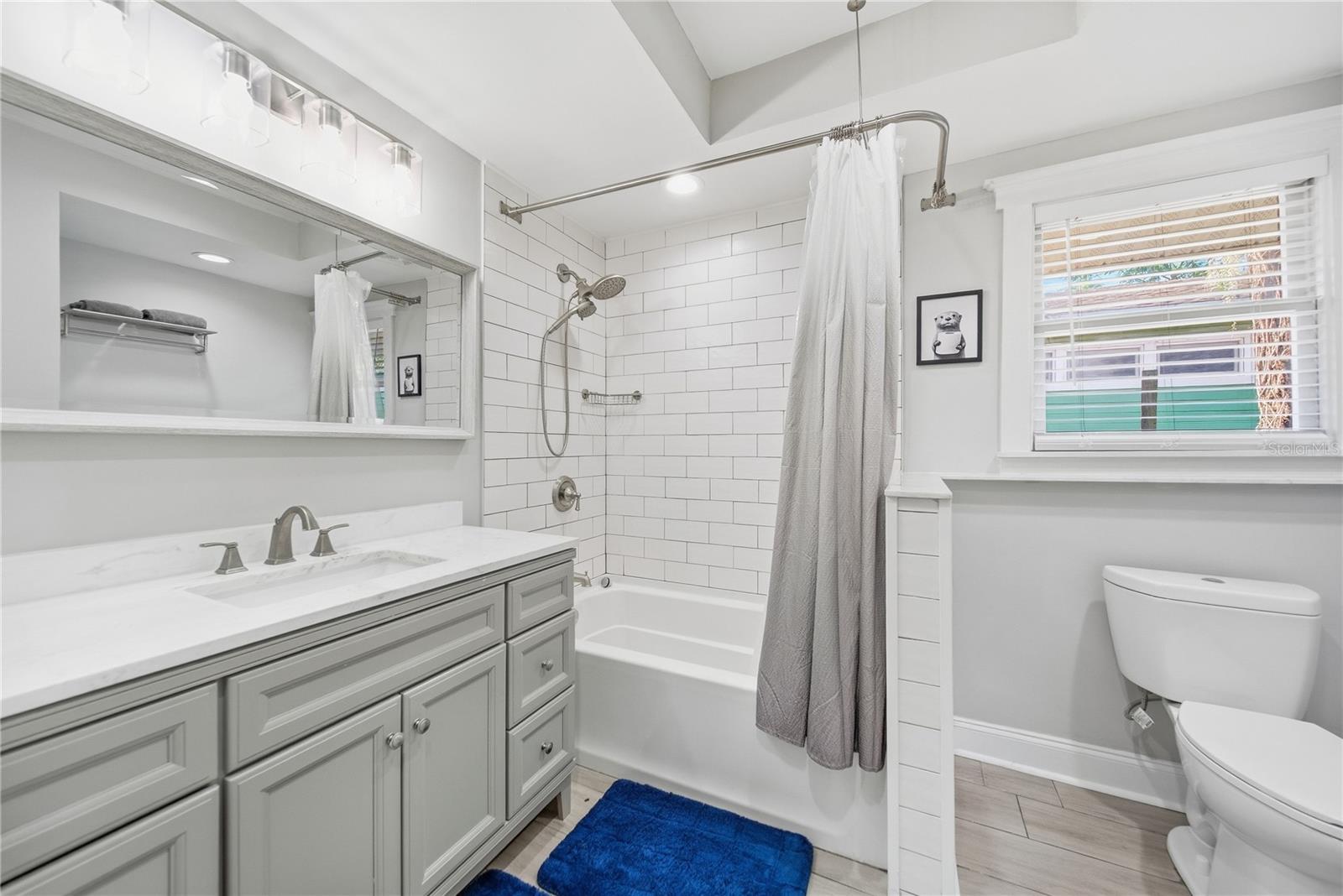2910 N OLA AVE — photo 11