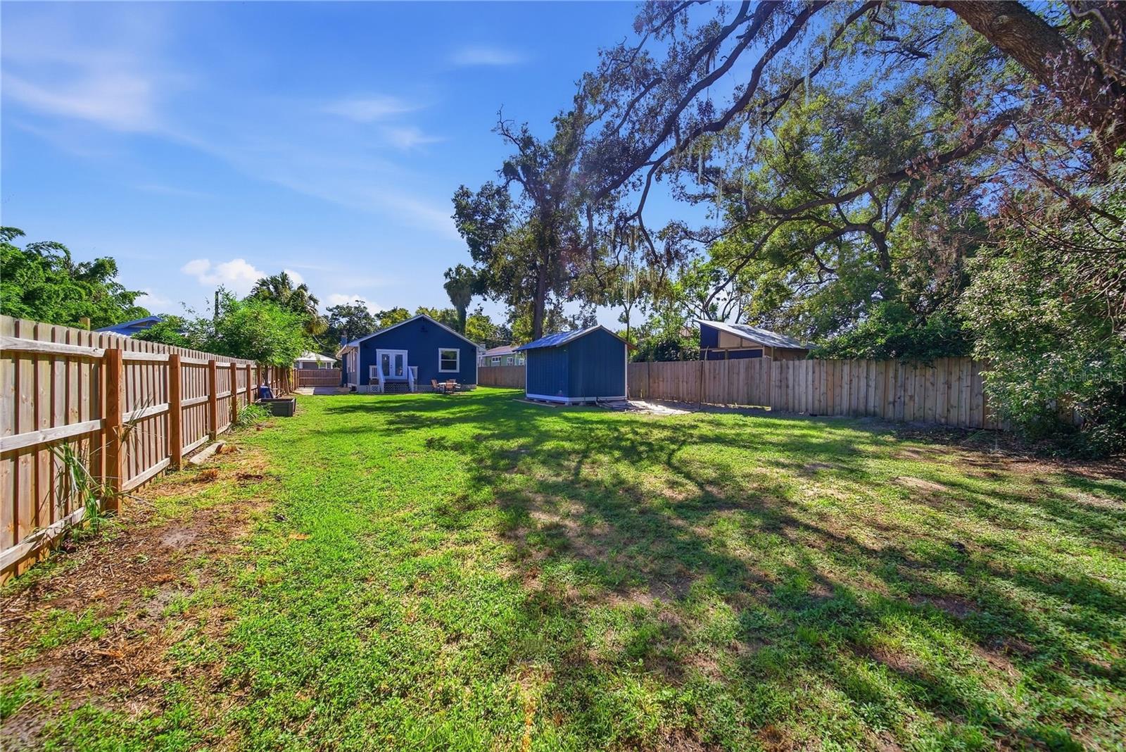 2910 N OLA AVE — photo 33