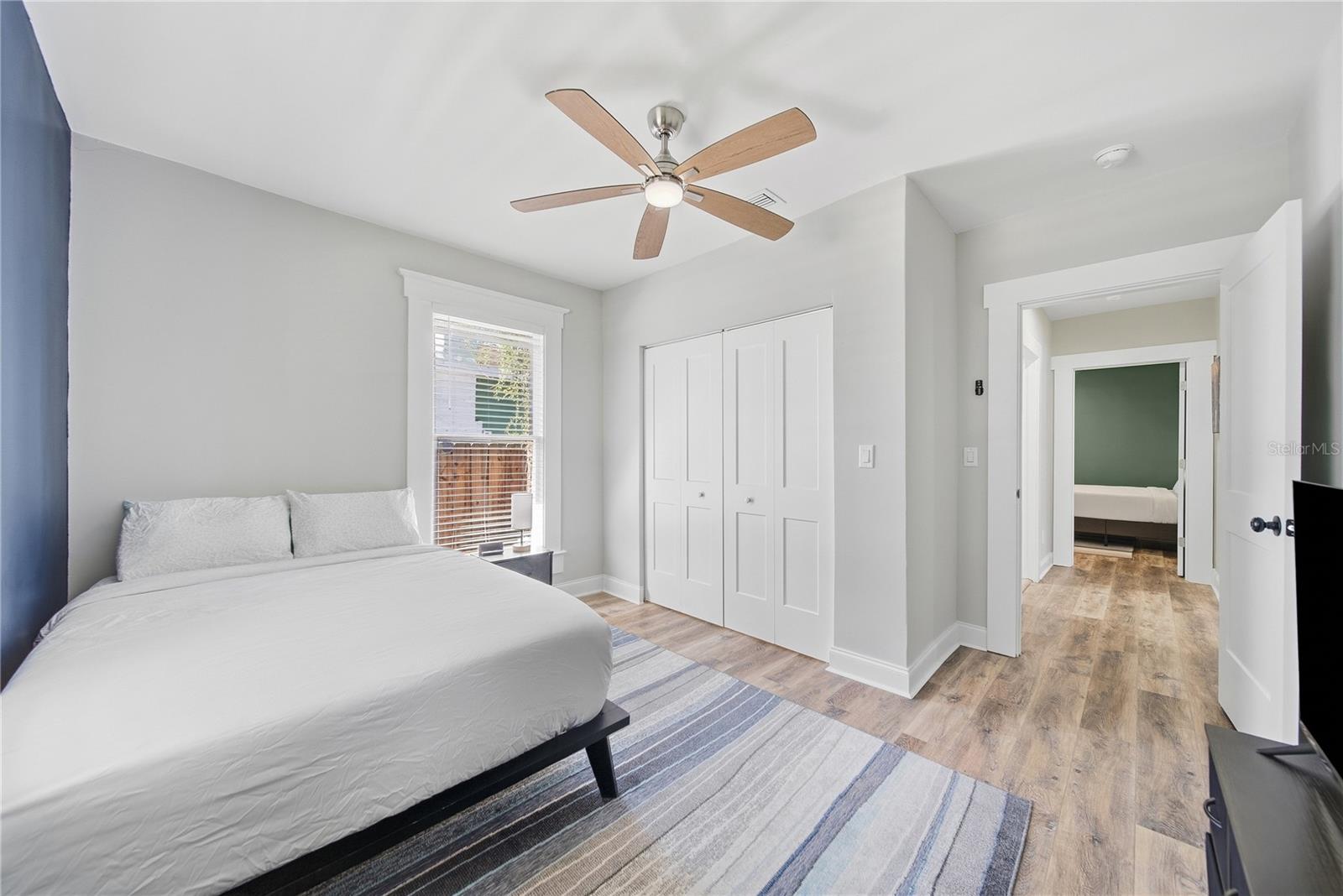 2910 N OLA AVE — photo 10