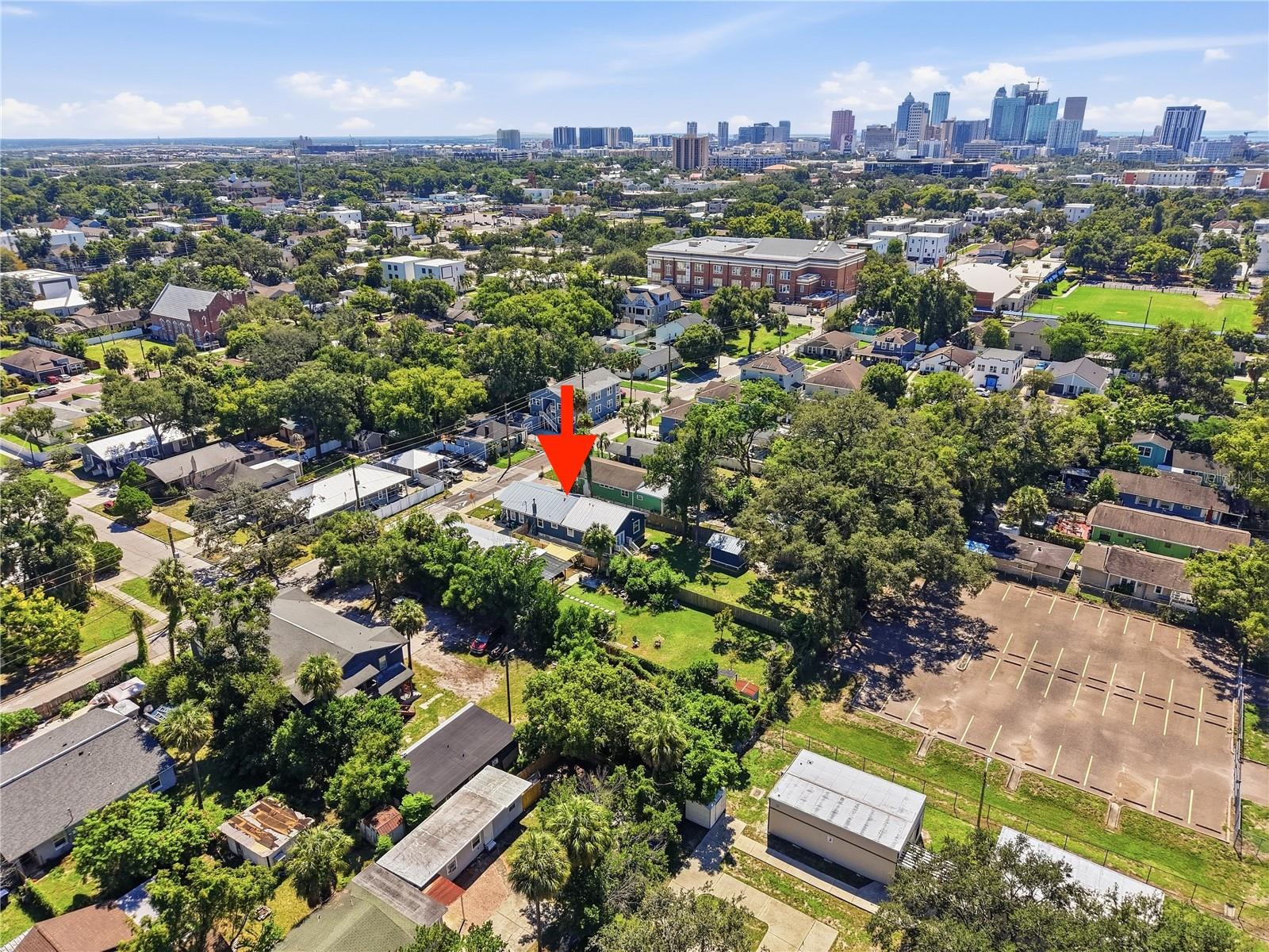 2910 N OLA AVE — photo 40