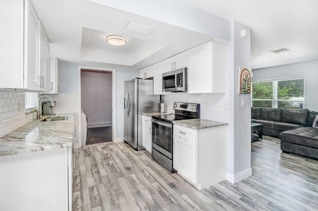 5005 E 110TH AVE — photo 10