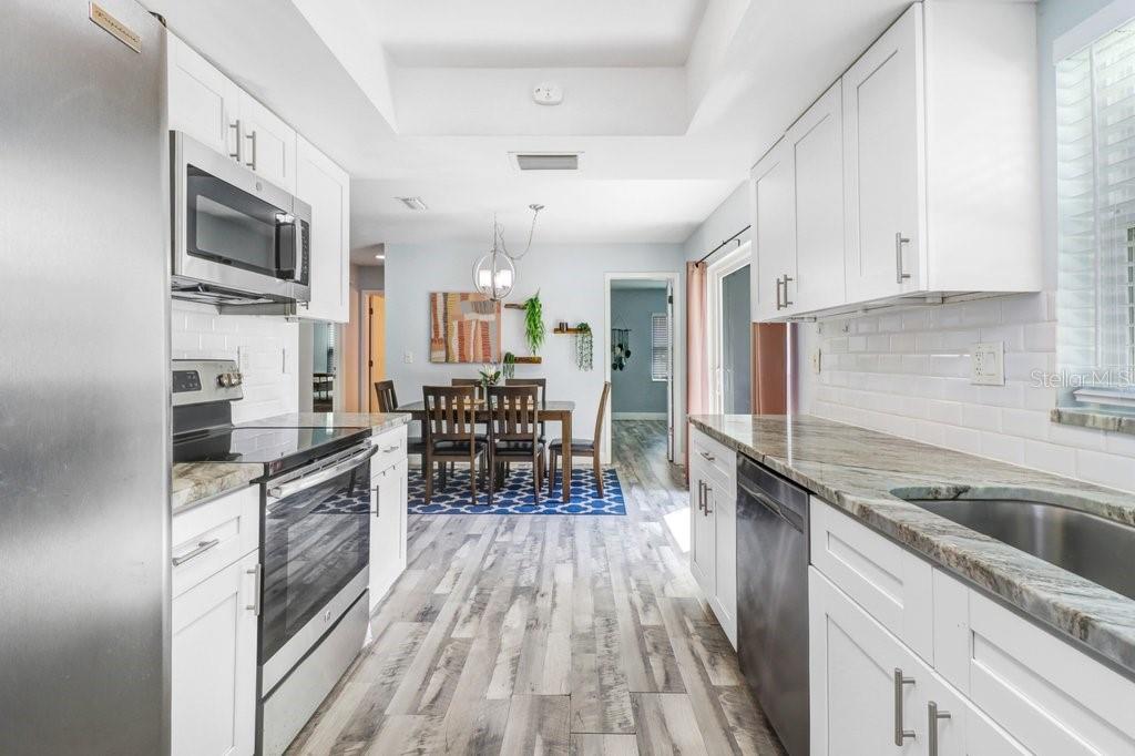 5005 E 110TH AVE — photo 12