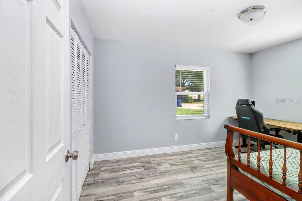 5005 E 110TH AVE — photo 18
