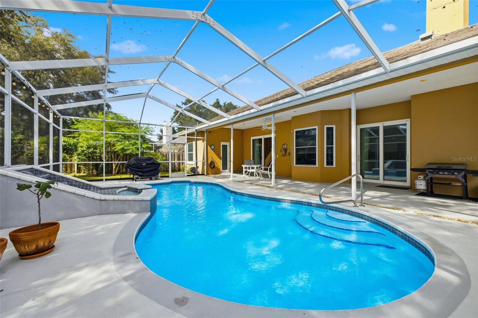 903 WHIPPOORWILL DR — photo 28