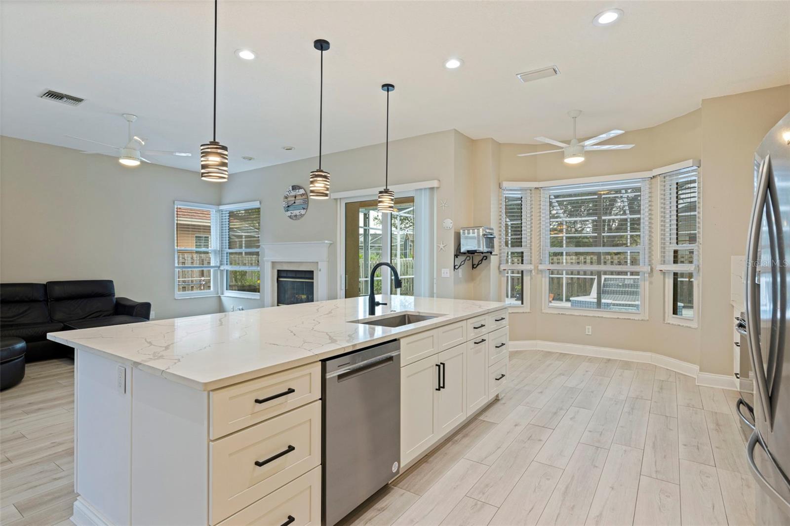 903 WHIPPOORWILL DR — photo 13