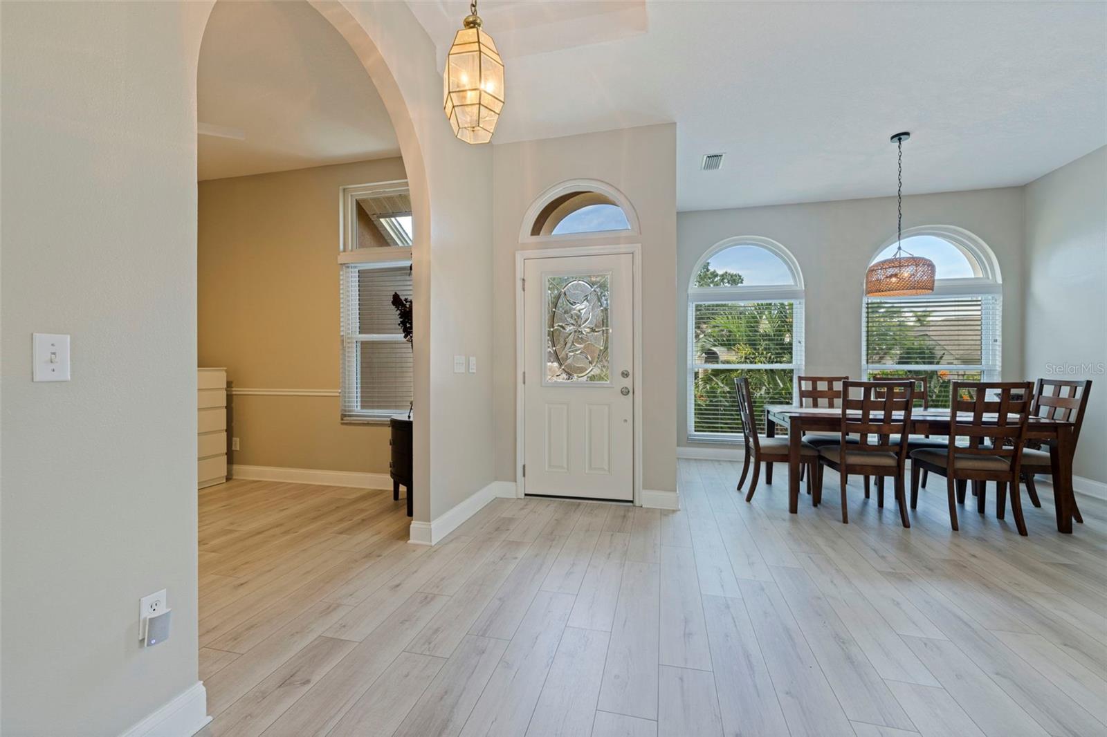903 WHIPPOORWILL DR — photo 16