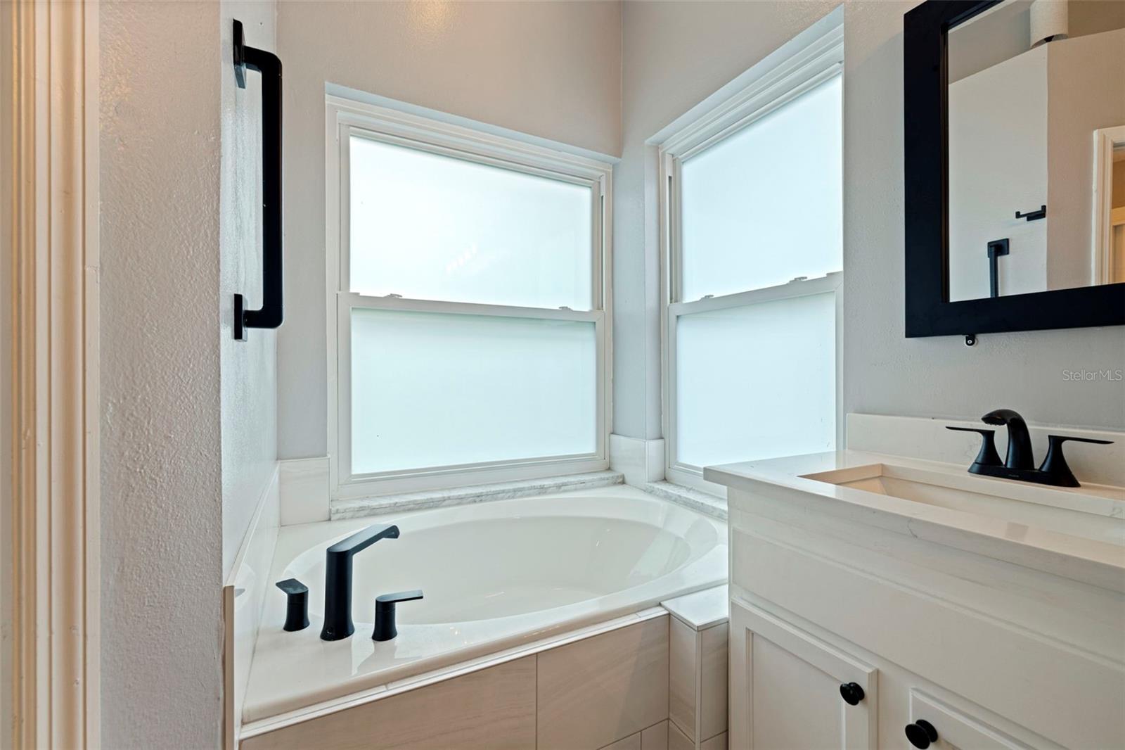 903 WHIPPOORWILL DR — photo 22