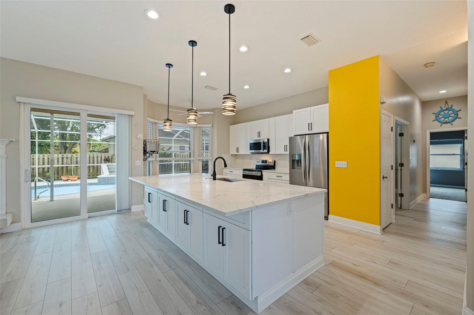 903 WHIPPOORWILL DR — photo 11