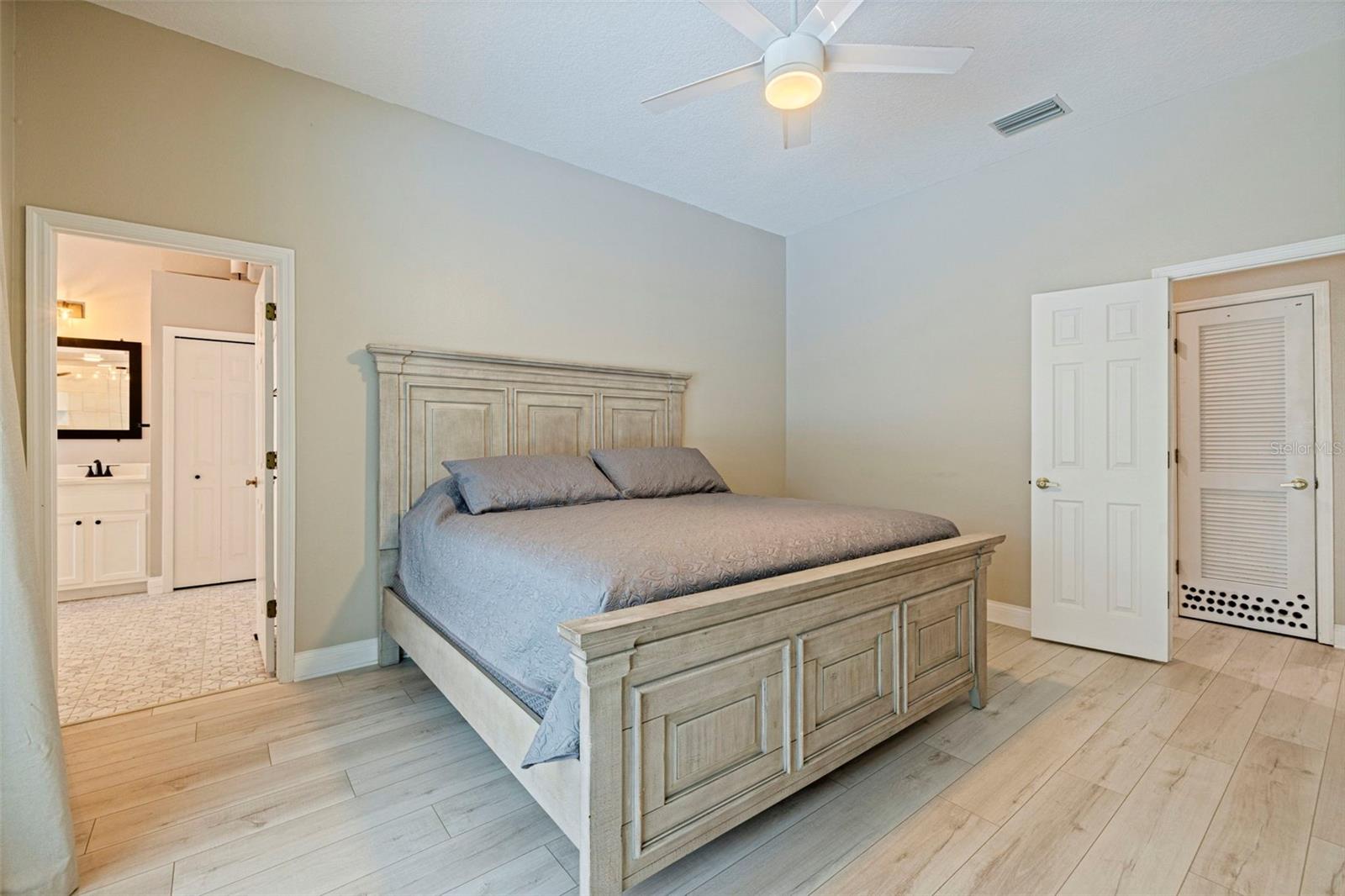 903 WHIPPOORWILL DR — photo 19
