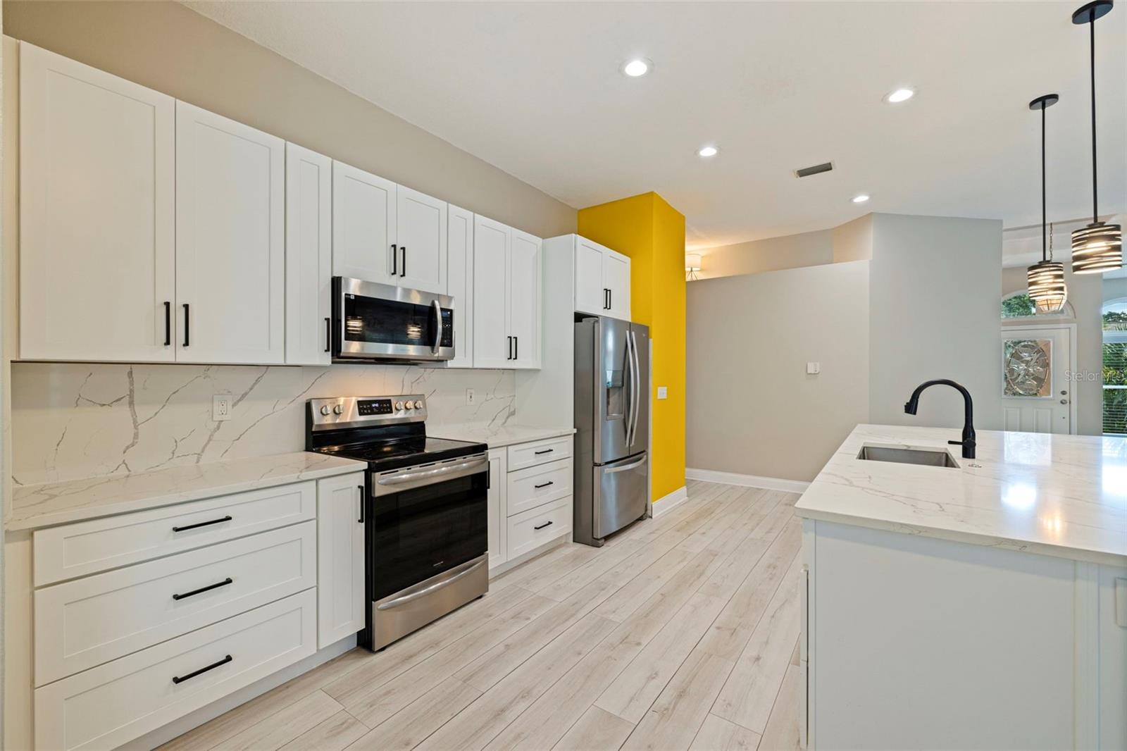 903 WHIPPOORWILL DR — photo 14
