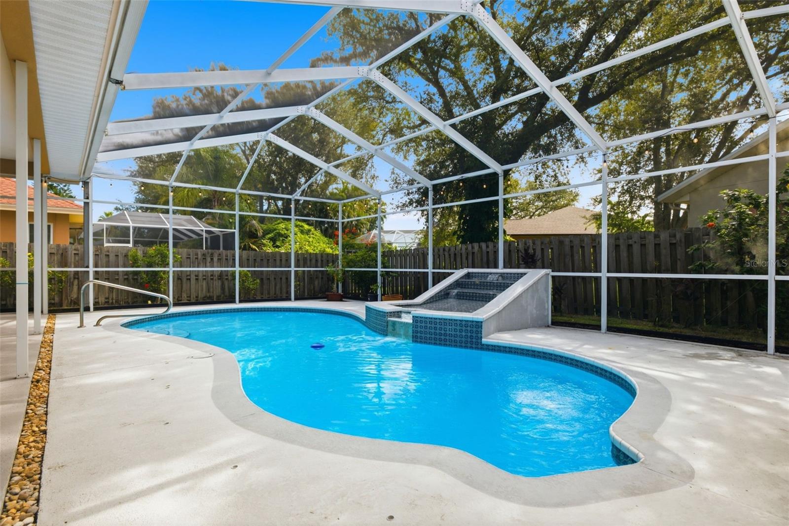 903 WHIPPOORWILL DR — photo 30