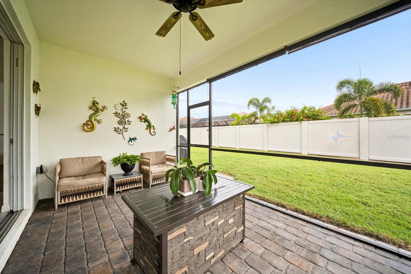 2505 AVOLET CT — photo 33