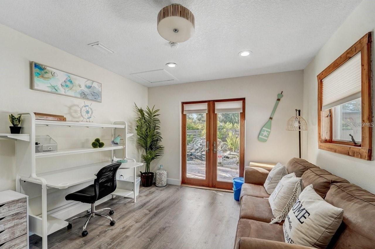 2598 WOOD ST — photo 38